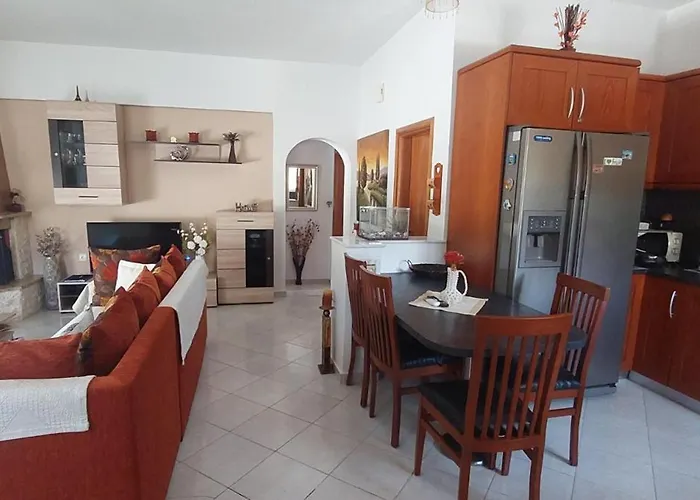 Nila's Villa Koskinou (Rhodes)